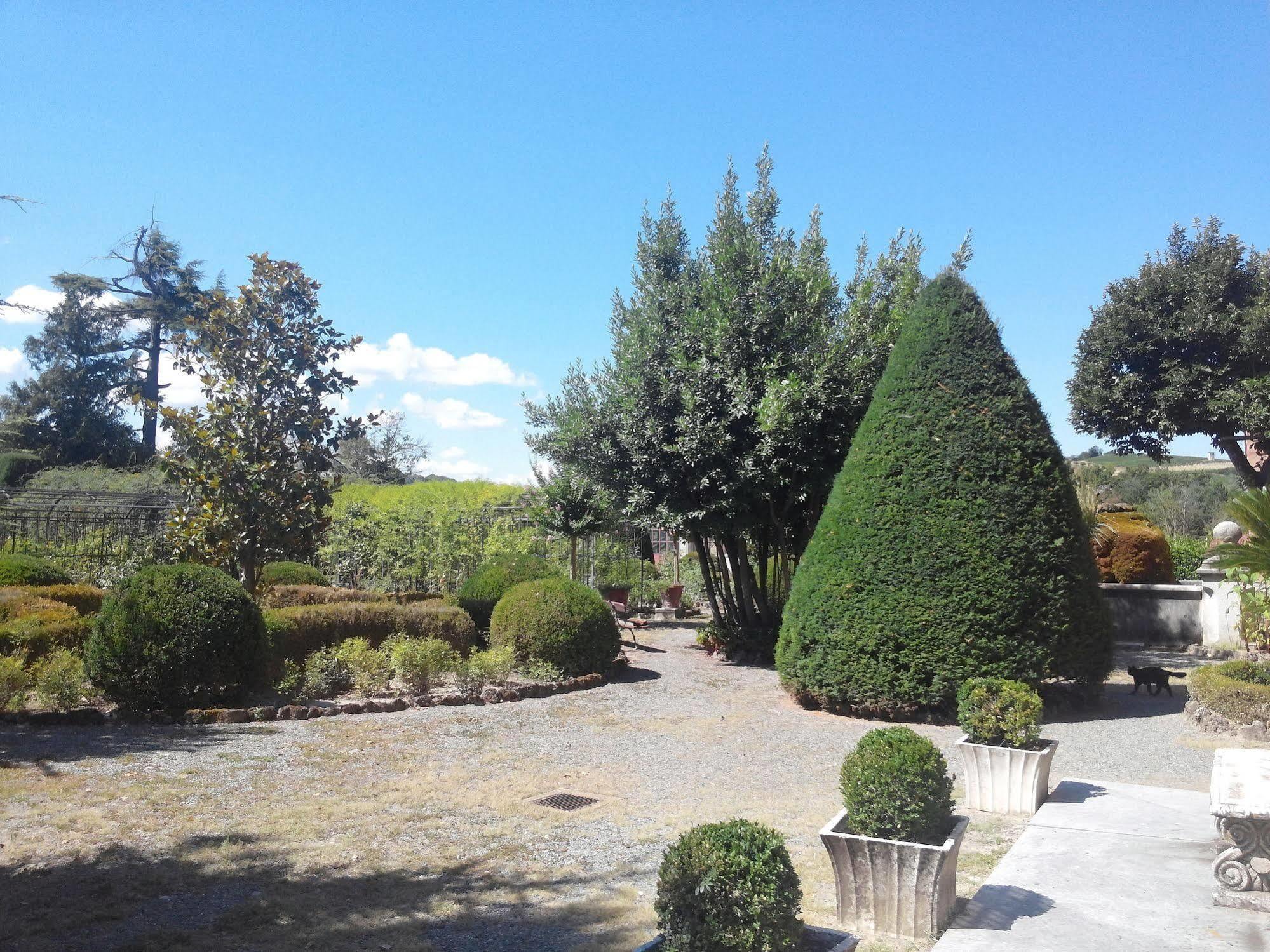 Il Castello Di Bubbio Hotel Exterior photo